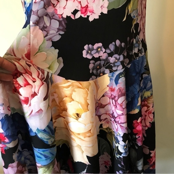 MARK Bouwer floral print dress. Plus size. - Picture 3 of 11